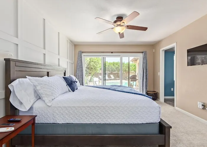 Retreat At Pebble Holiday home Tempe